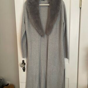 Duster, sweater, faux fur collar